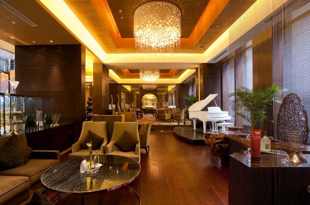 Celebrity City Hotel Чэнду Экстерьер фото
