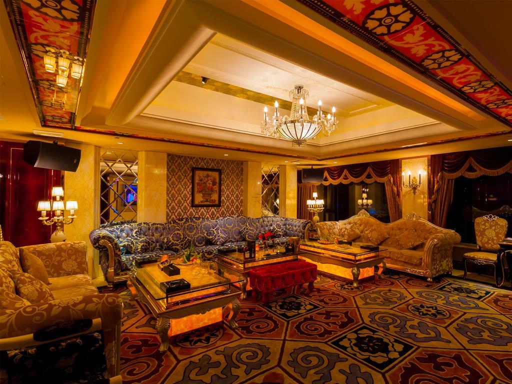 Celebrity City Hotel Чэнду Экстерьер фото