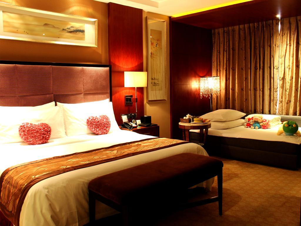 Celebrity City Hotel Чэнду Номер фото