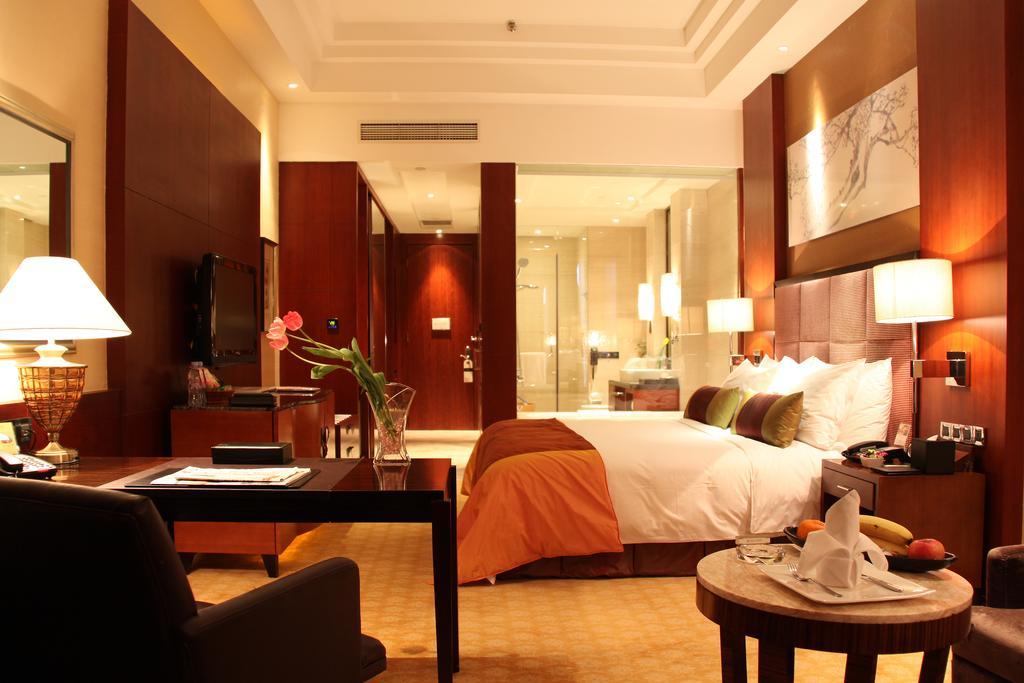 Celebrity City Hotel Чэнду Номер фото