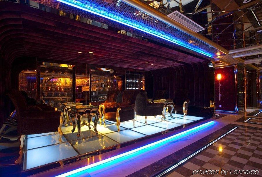Celebrity City Hotel Чэнду Интерьер фото