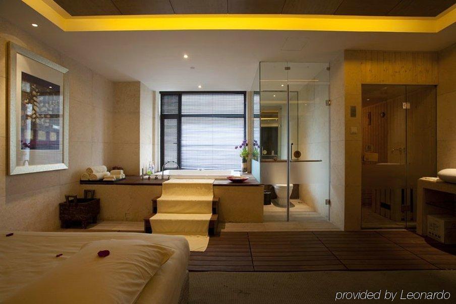Celebrity City Hotel Чэнду Номер фото