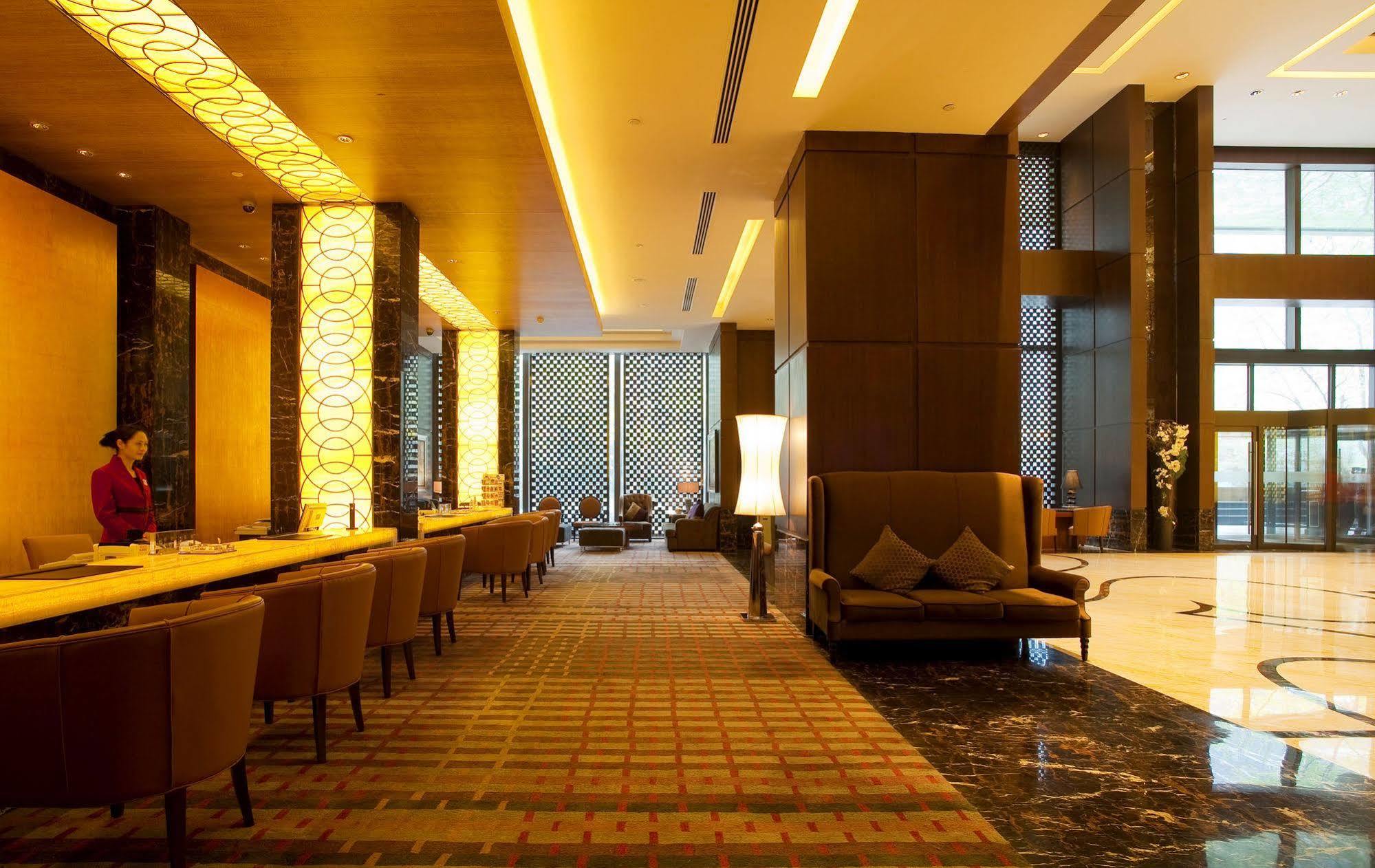Celebrity City Hotel Чэнду Экстерьер фото